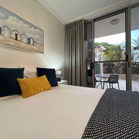 Redvue Holiday Apartments Redcliffe Esterno foto