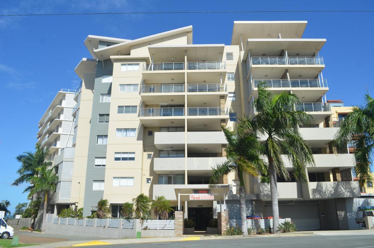 Redvue Holiday Apartments Redcliffe Esterno foto