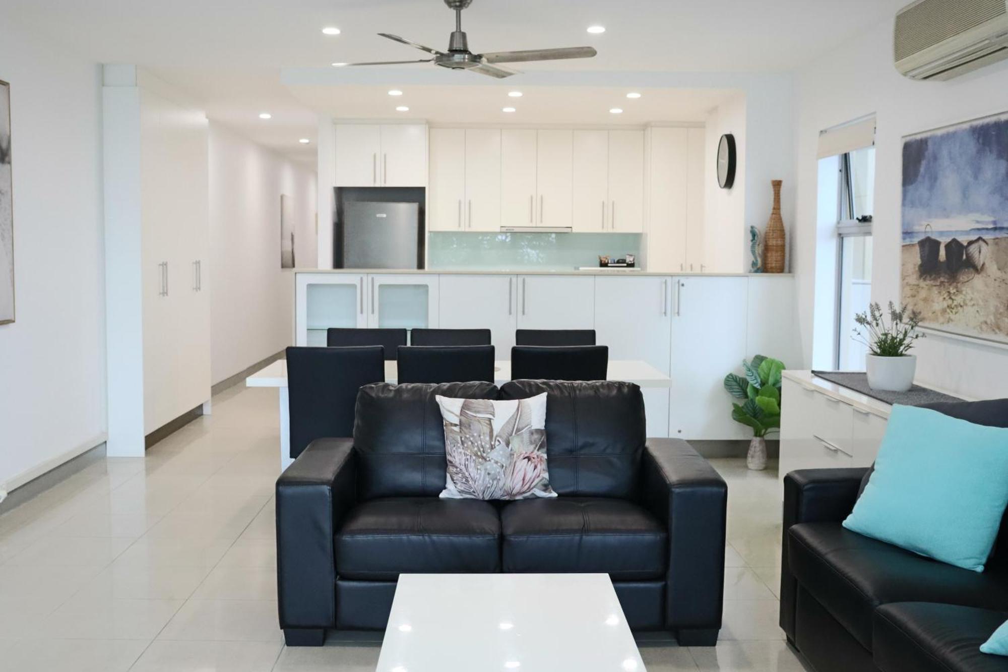 Redvue Holiday Apartments Redcliffe Esterno foto
