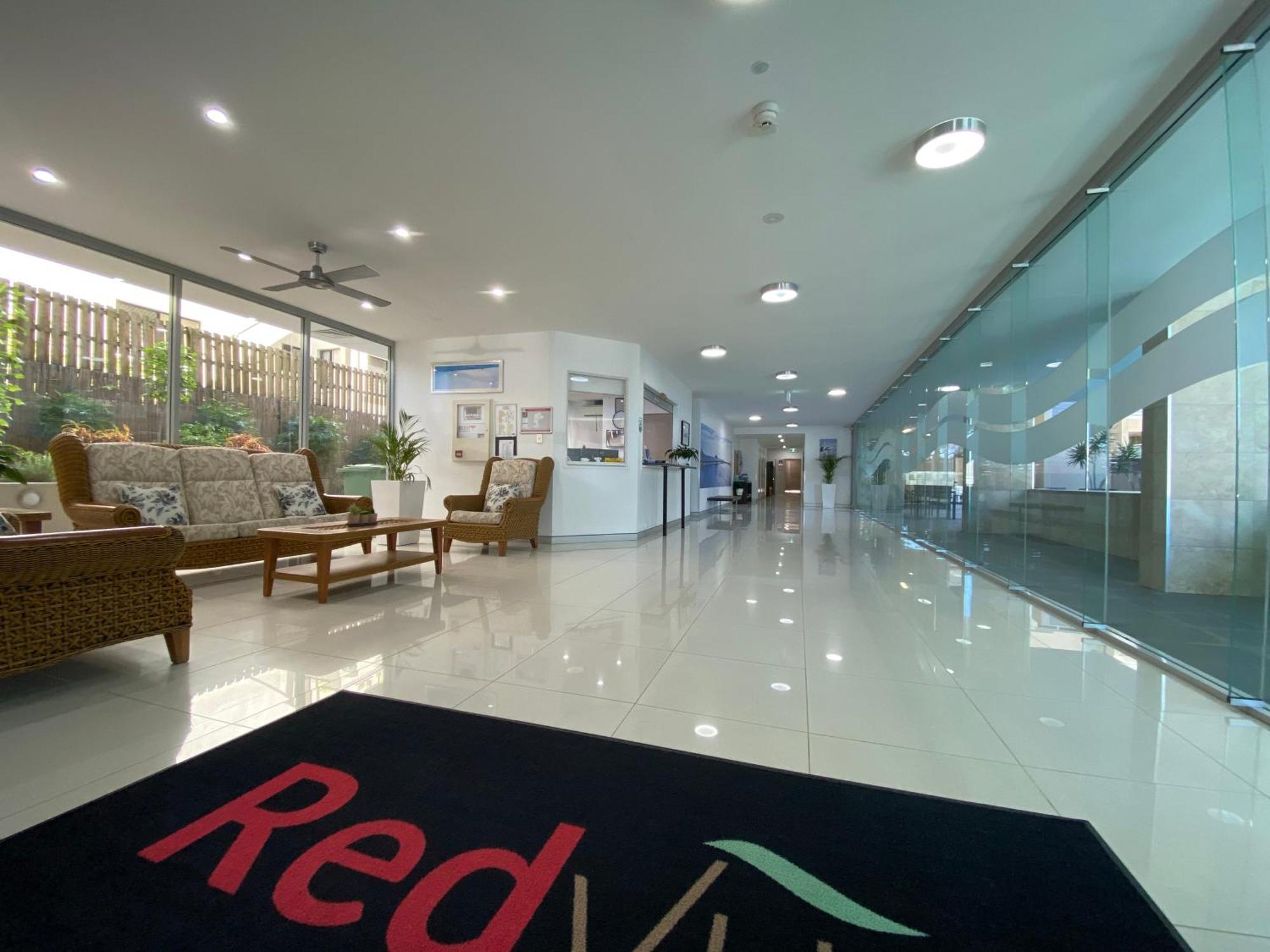 Redvue Holiday Apartments Redcliffe Esterno foto
