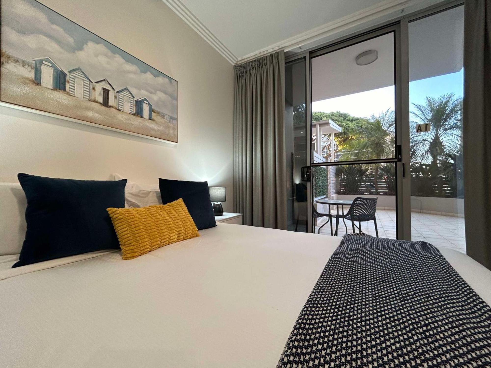 Redvue Holiday Apartments Redcliffe Esterno foto